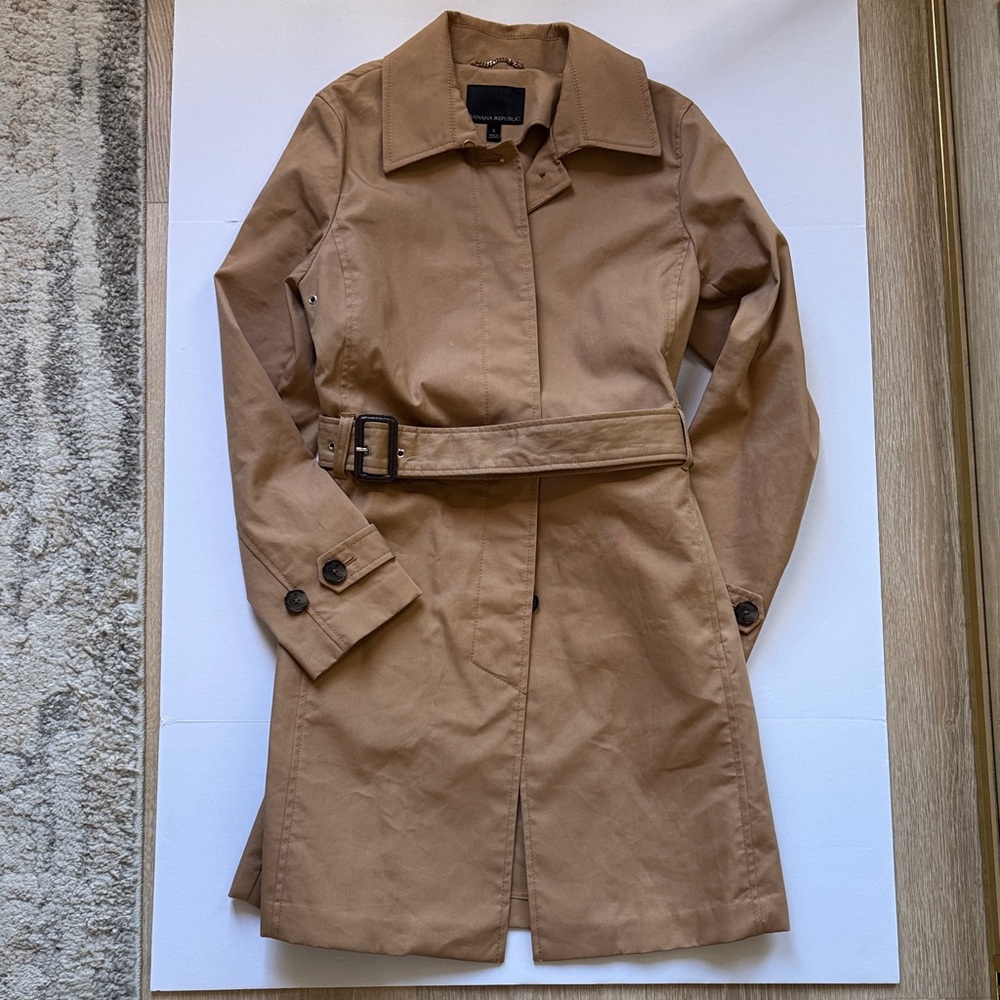 Banana Republic Camel Women's Trench Coat